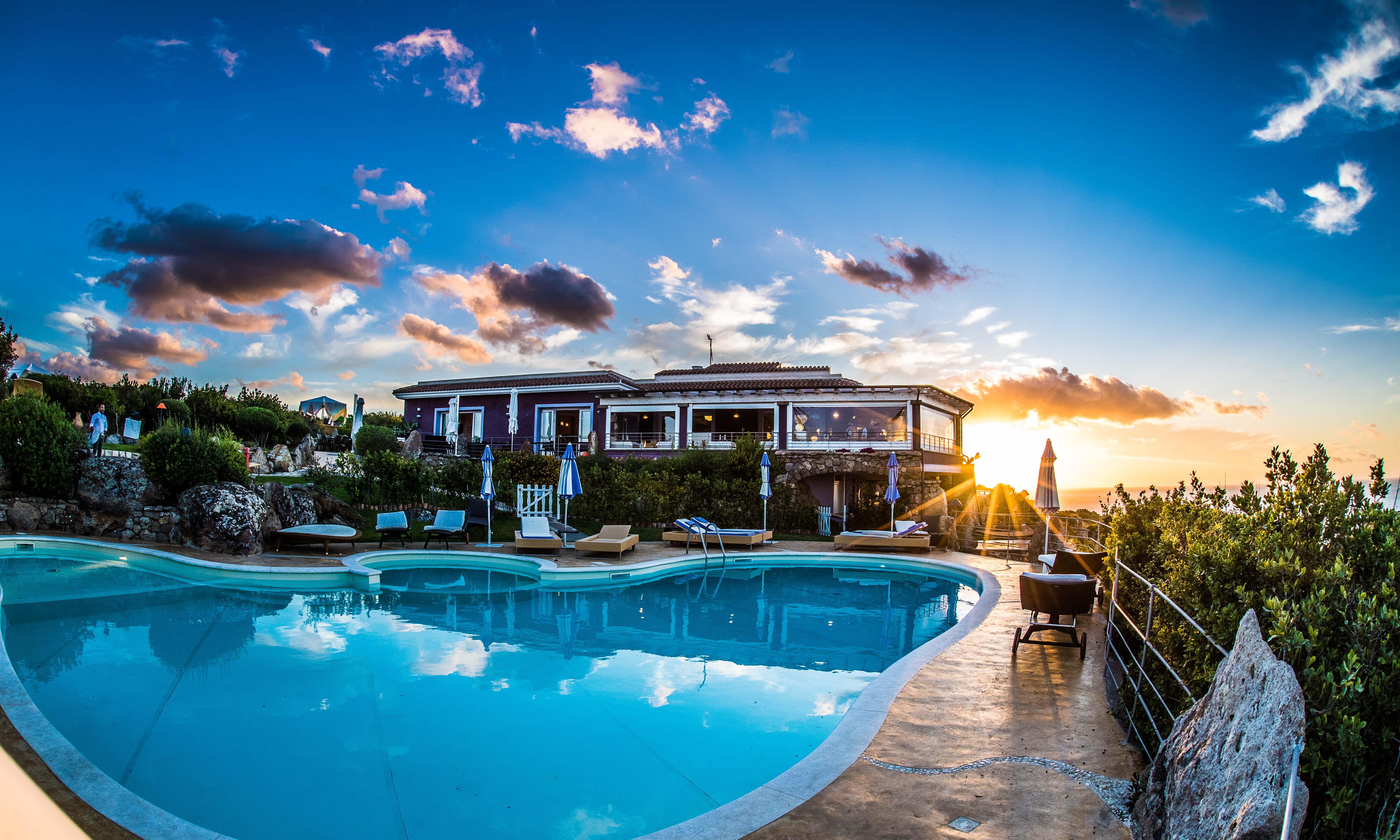 Bajaloglia Resort カステルサルド エクステリア 写真