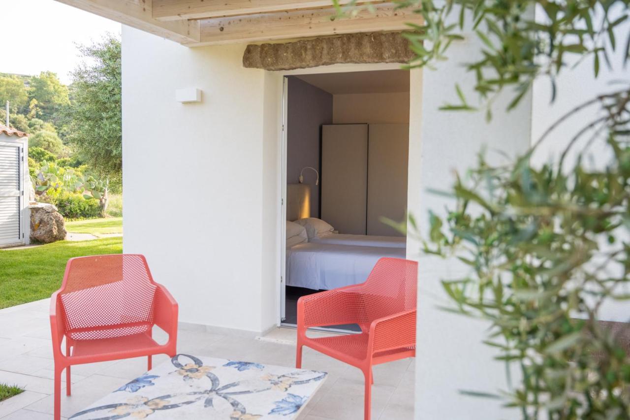Bajaloglia Resort カステルサルド エクステリア 写真