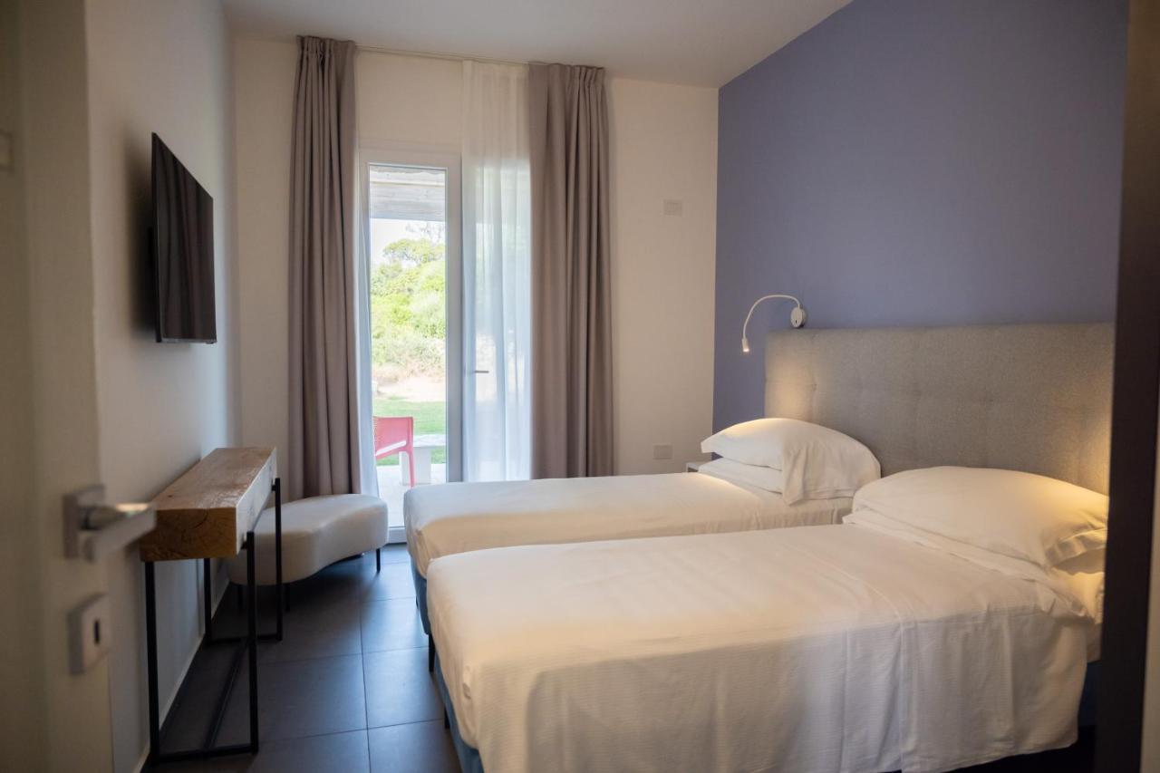 Bajaloglia Resort カステルサルド エクステリア 写真