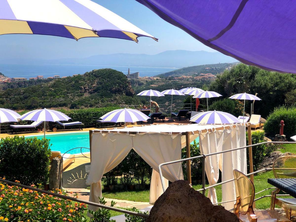 Bajaloglia Resort カステルサルド エクステリア 写真