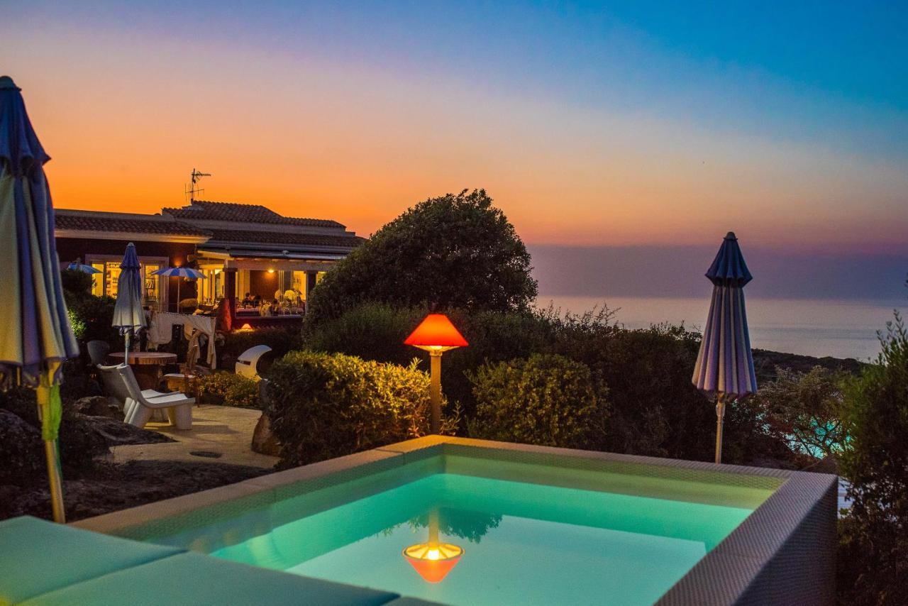 Bajaloglia Resort カステルサルド エクステリア 写真